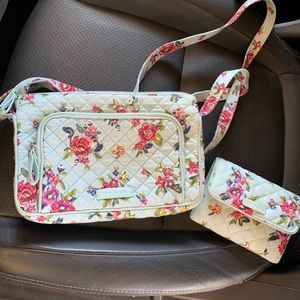 Vera Bradley water bouquet pattern